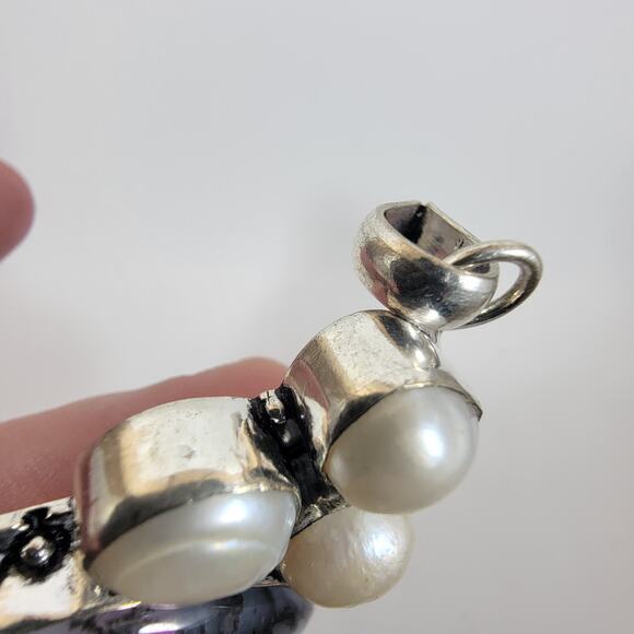 Handmade Silver Pendant with Pink Jasper Heart, Freshwater Pearls & 925 Setting - Picture 8 of 10